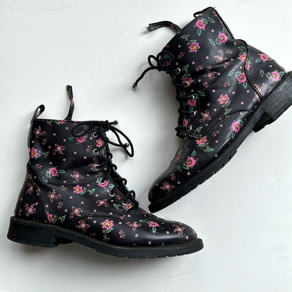 Rebecca Minkoff floral combat boots - Picture 1 of 4